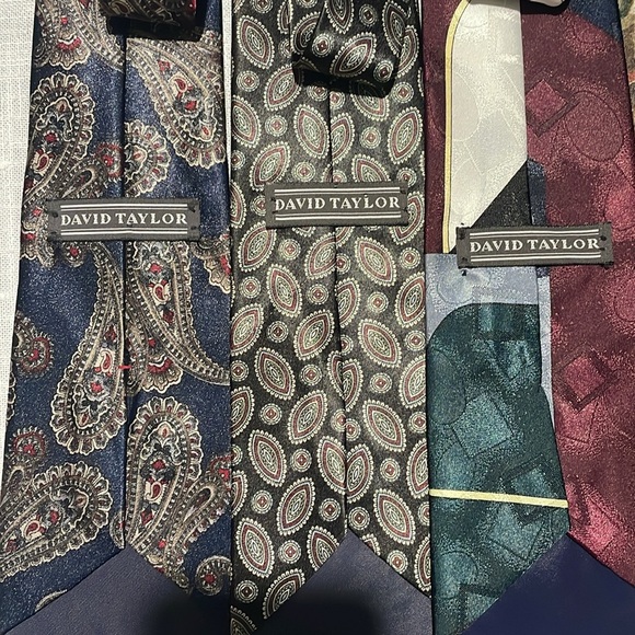 Lot of 7 Clip On Ties - Picture 5 of 7